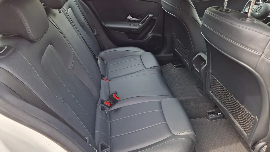 MERCEDES-BENZ A Klasa A 180 Style 7G-DCT
