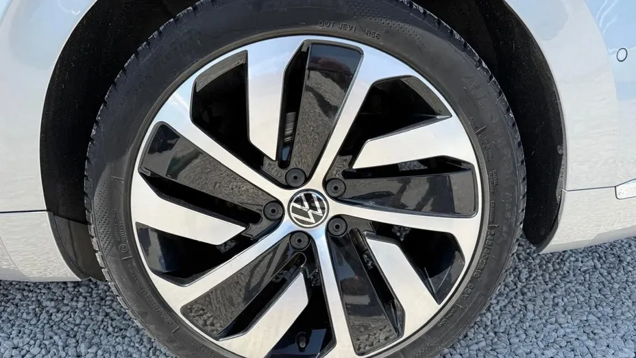VOLKSWAGEN Arteon -