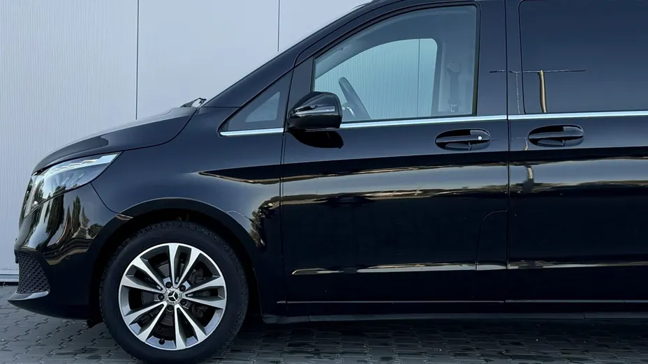 MERCEDES-BENZ V Klasa V 220 d Avantgarde 9G-Tronic (długi)