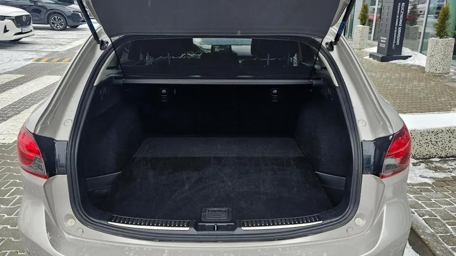 MAZDA 6 6 2.0 Center-Line aut