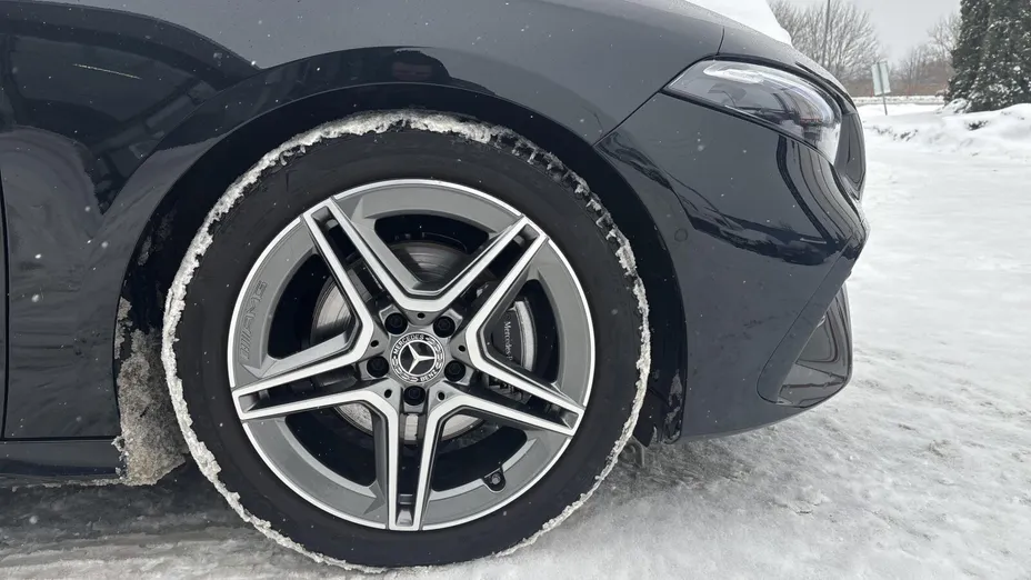 MERCEDES-BENZ A Klasa A 200 AMG Line 7G-DCT