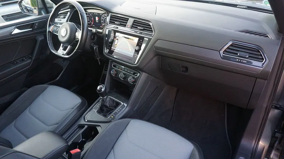 VOLKSWAGEN Tiguan Tiguan 2.0 TDI R-Line DSG