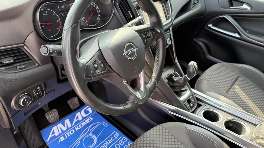 OPEL Zafira -