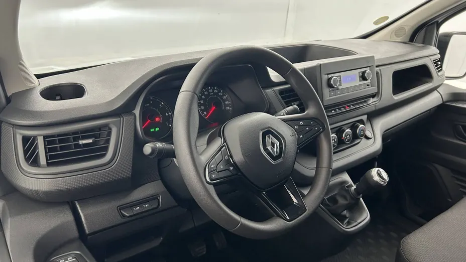 RENAULT Trafic -
