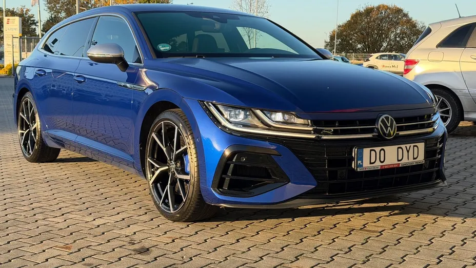 VOLKSWAGEN Arteon Arteon 2.0 TSI 4Motion R DSG