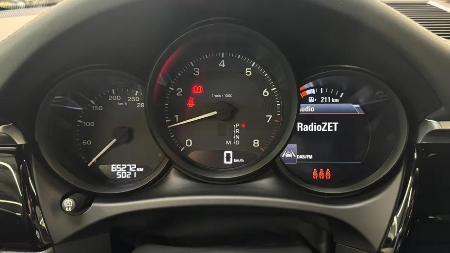 PORSCHE Macan Macan