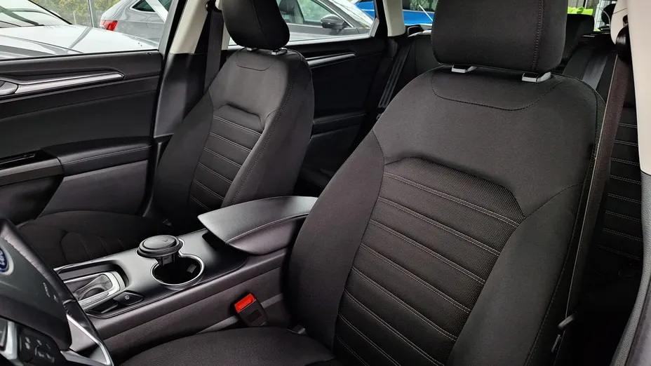 FORD Mondeo Mondeo 2.0 Hybrid Trend