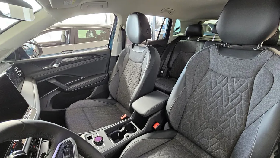 VOLKSWAGEN Tiguan Tiguan 2.0 TDI Life Plus DSG Nowy