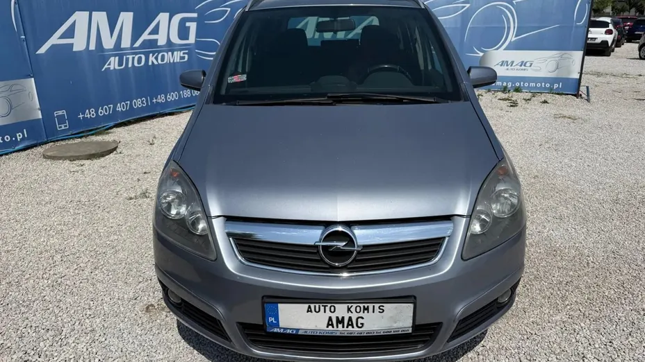 OPEL Zafira -