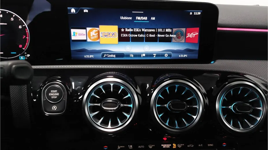 MERCEDES-BENZ A Klasa A 220 4-Matic AMG Line 8G-DCT