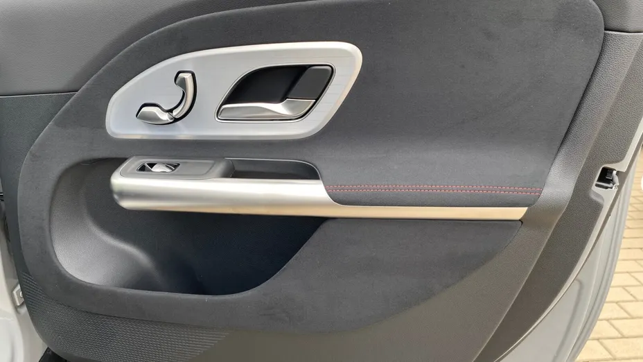 MERCEDES-BENZ GLB GLB 220 mHEV 4-Matic 8G-eDCT