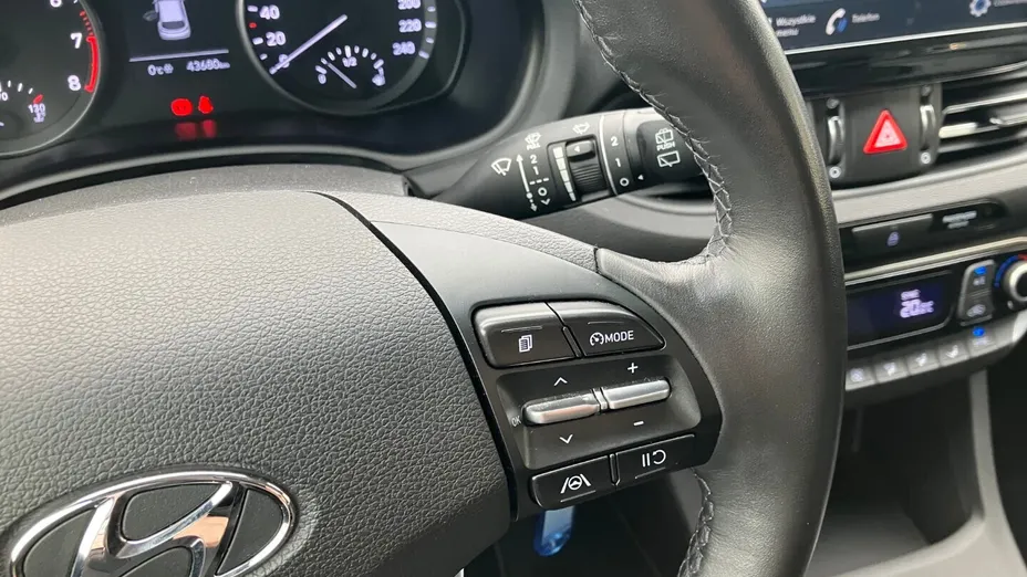 HYUNDAI i30 i30 1.0 T-GDI Smart