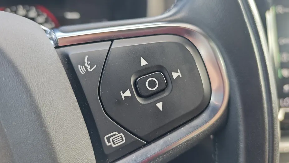 VOLVO XC60 XC60 T5 GPF Momentum aut