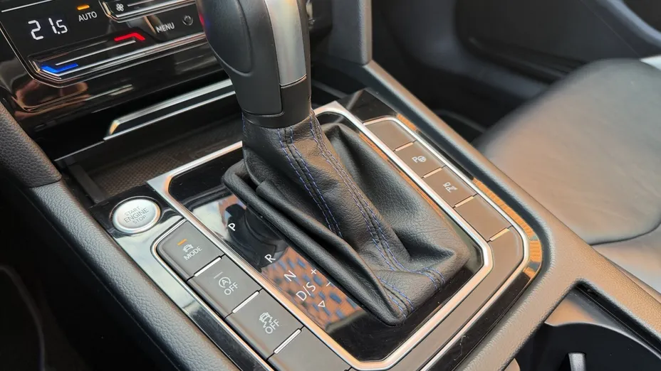 VOLKSWAGEN Arteon Arteon 2.0 TSI 4Motion R DSG