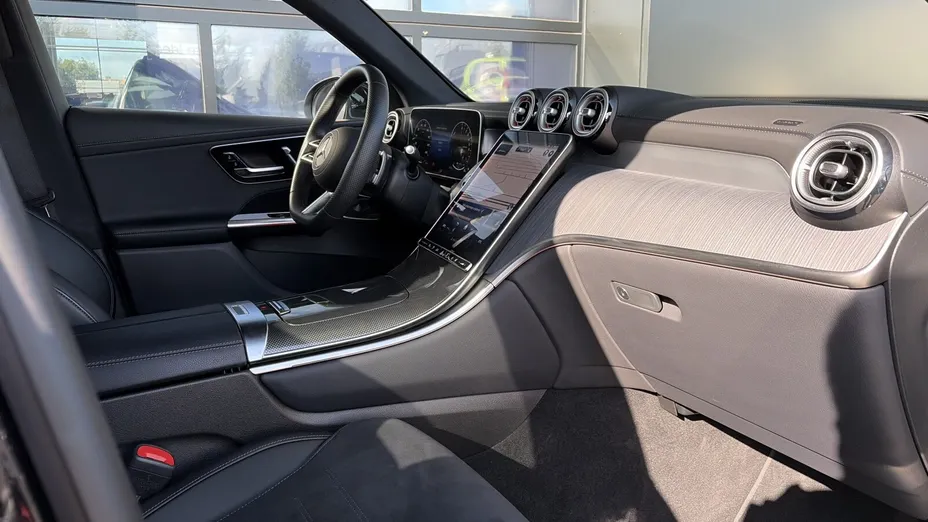 MERCEDES-BENZ GLC GLC 300 e 4-Matic AMG Line