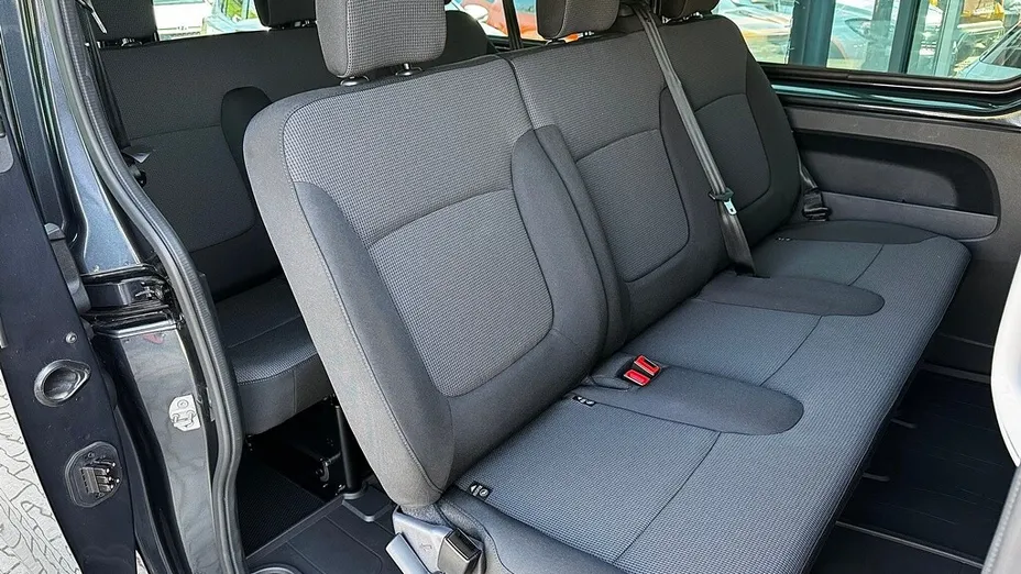 RENAULT Trafic Trafic 2.0 dCi L2H1 HD Extra