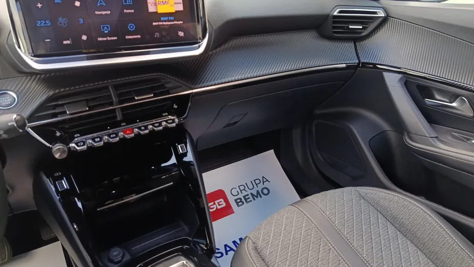 PEUGEOT 2008 2008 PureTech 130 Allure S&S EAT8