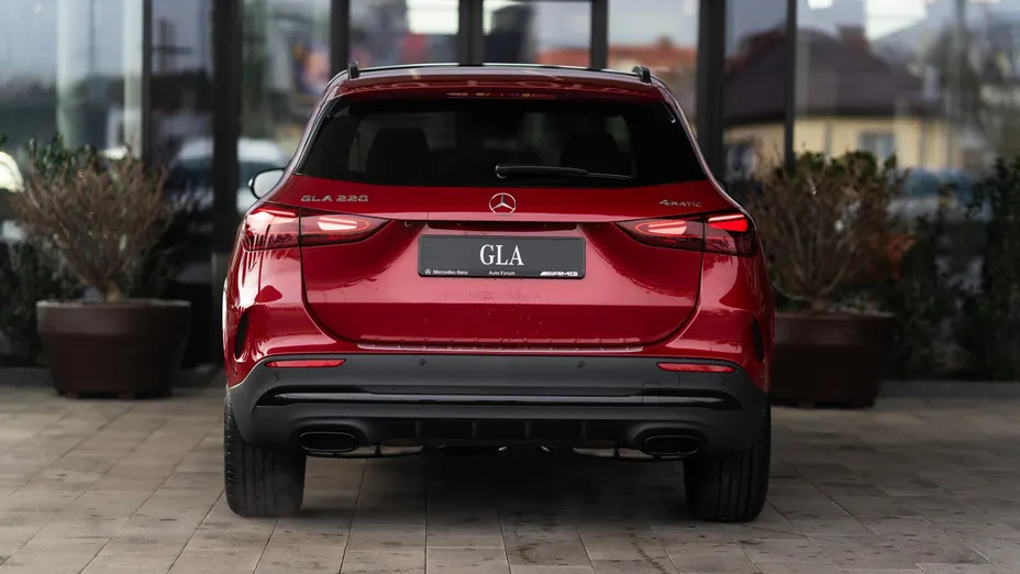 MERCEDES-BENZ GLA GLA 200 mHEV AMG Line 7G-DCT