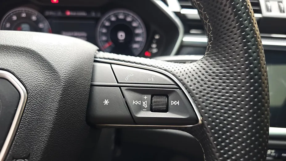 AUDI Q3 Q3 35 TFSI mHEV S-Line S tronic