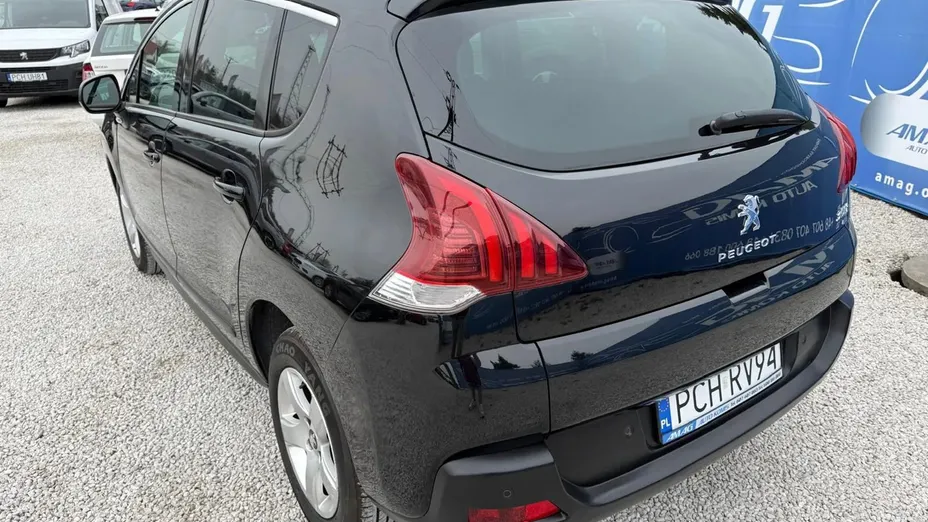 PEUGEOT 3008 -