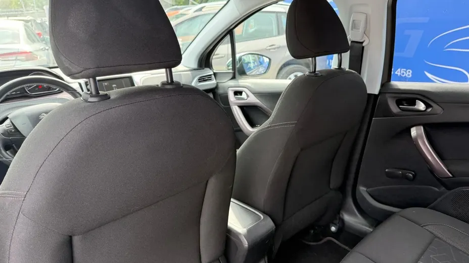 PEUGEOT 2008 2008 1.2 Pure Tech Access