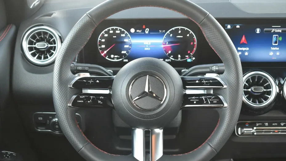 MERCEDES-BENZ GLB GLB 200 d AMG Line 8G-DCT