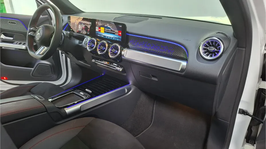 MERCEDES-BENZ GLB GLB 200 d 4-Matic AMG Line 8G-DCT