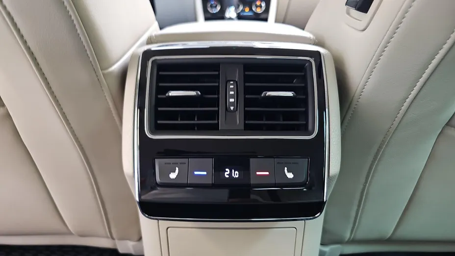 SKODA Superb Superb 2.0 TSI Style DSG