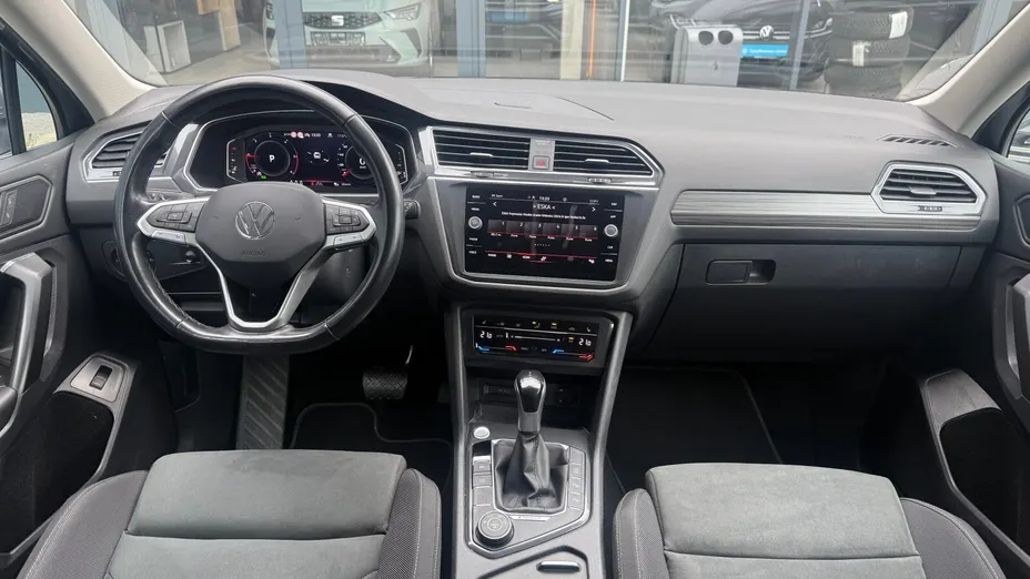 VOLKSWAGEN Tiguan Allspace -