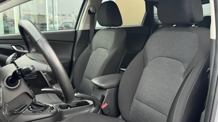 HYUNDAI i30 i30 1.0 T-GDI Smart