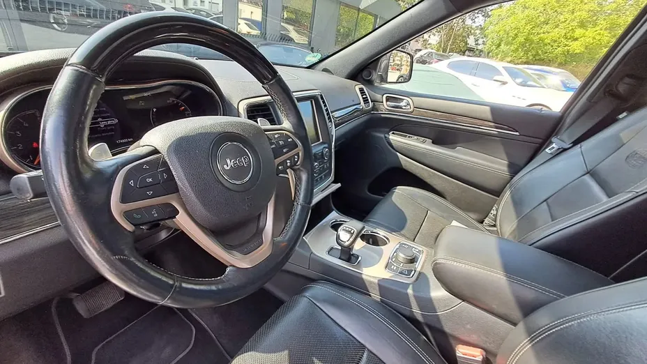 JEEP Grand Cherokee -