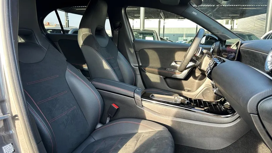 MERCEDES-BENZ A Klasa A 200 7G-DCT