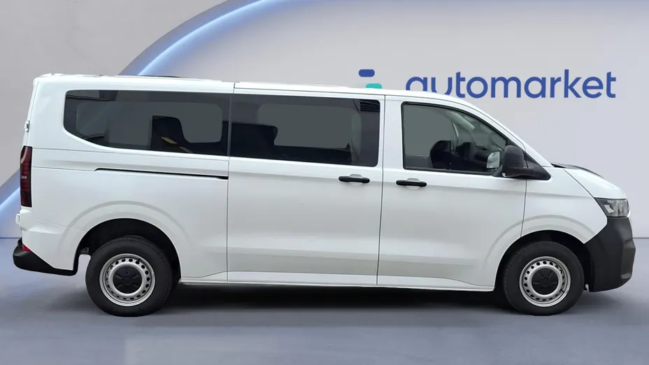 VOLKSWAGEN Transporter Transporter Kombi TDI L2H1 M1 Nowy