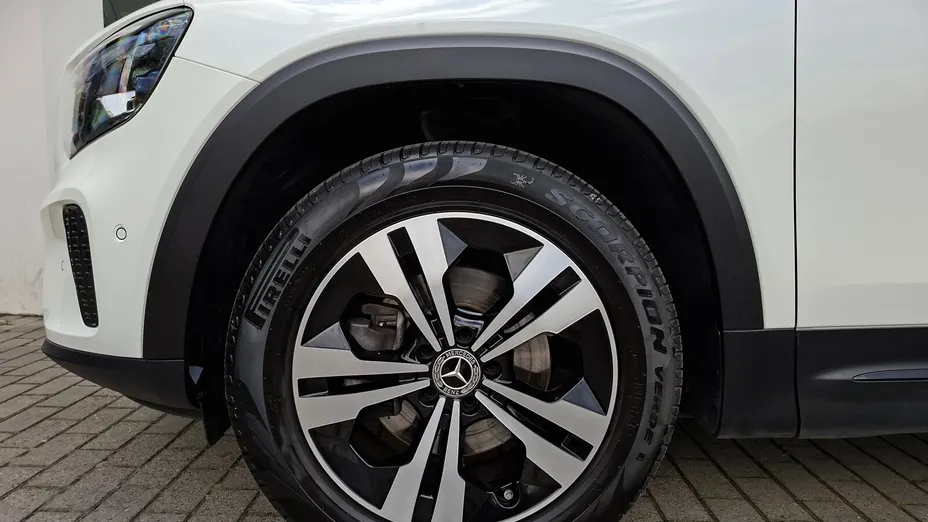 MERCEDES-BENZ GLB GLB 180 mHEV Progressive 7G-DCT