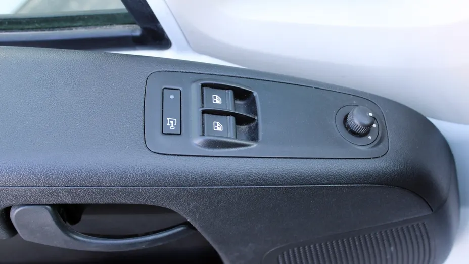 PEUGEOT Boxer Boxer 435 BlueHDi L3H2 Pro