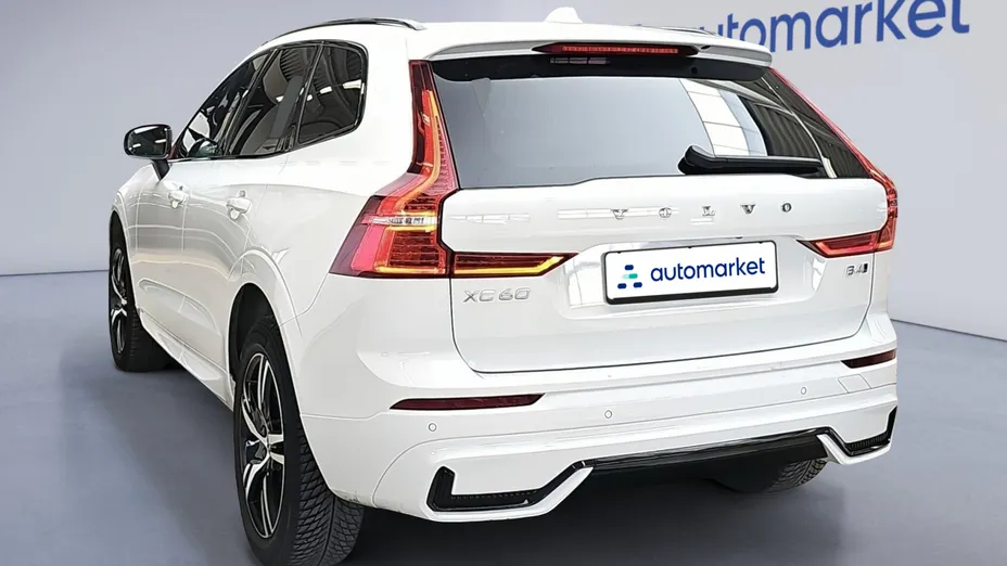 VOLVO XC60 XC60 B4 D AWD R-Design aut