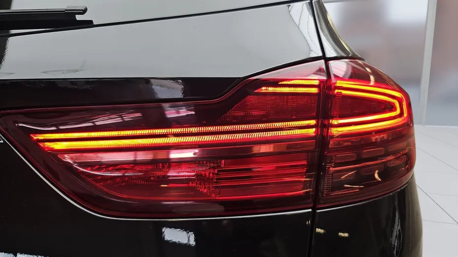 KIA Cee'd Ceed 1.6 GDI PHEV Business Line DCT