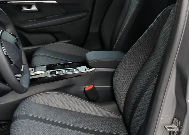 PEUGEOT 208 e-208 50kWh Allure Nowy