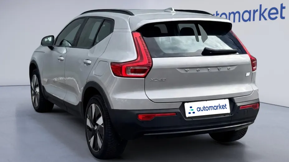 VOLVO XC40 XC40 73kWh Recharge Plus aut