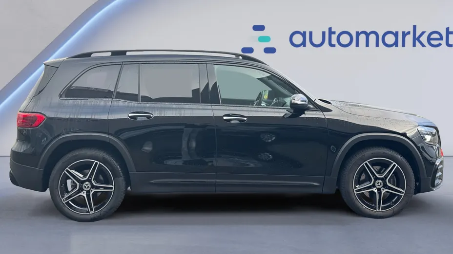 MERCEDES-BENZ GLB GLB 200 mHEV AMG Line 7G-DCT