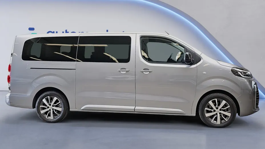 TOYOTA Proace Verso Proace Verso 2.0 D4-D Long Business aut