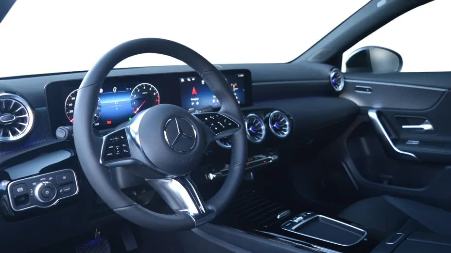 MERCEDES-BENZ A Klasa A 200 7G-DCT Nowy