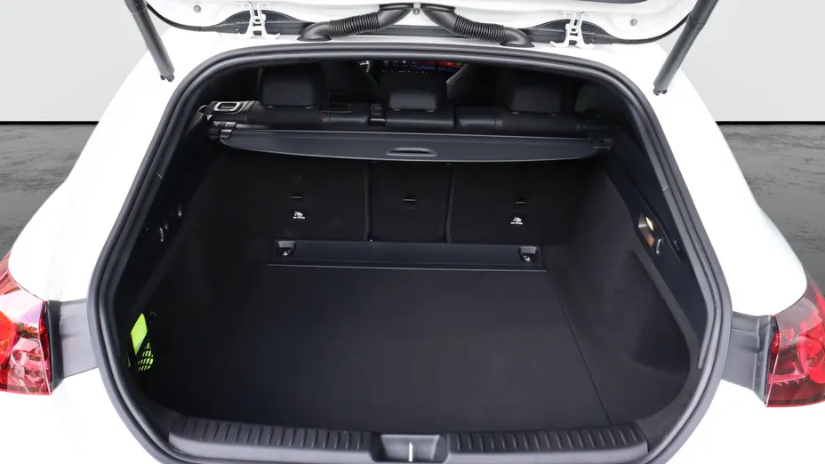MERCEDES-BENZ CLA CLA 200 58kWh Nowy