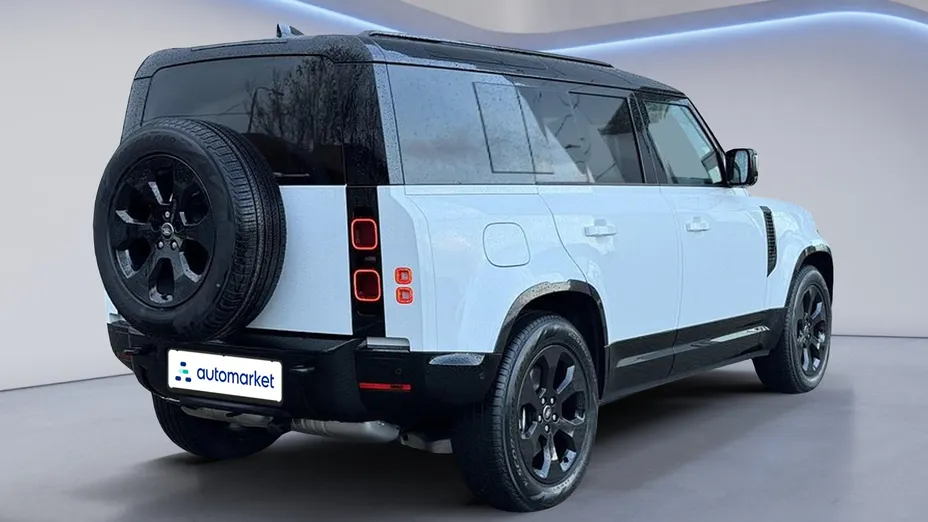 LAND ROVER Defender Defender 110 3.0 D300 mHEV X-Dynamic SE