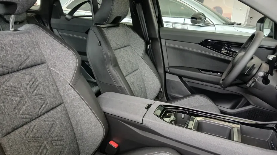 RENAULT Austral Austral 1.3 TCe mHEV Evolution aut Nowy