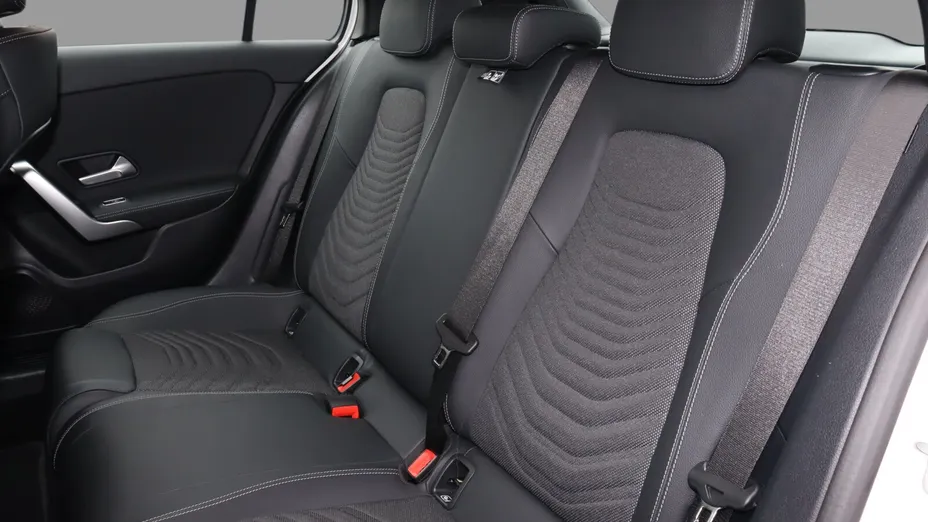 MERCEDES-BENZ A Klasa A 180 Progressive 7G-DCT