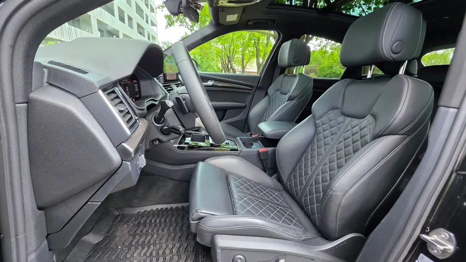 AUDI SQ5 -