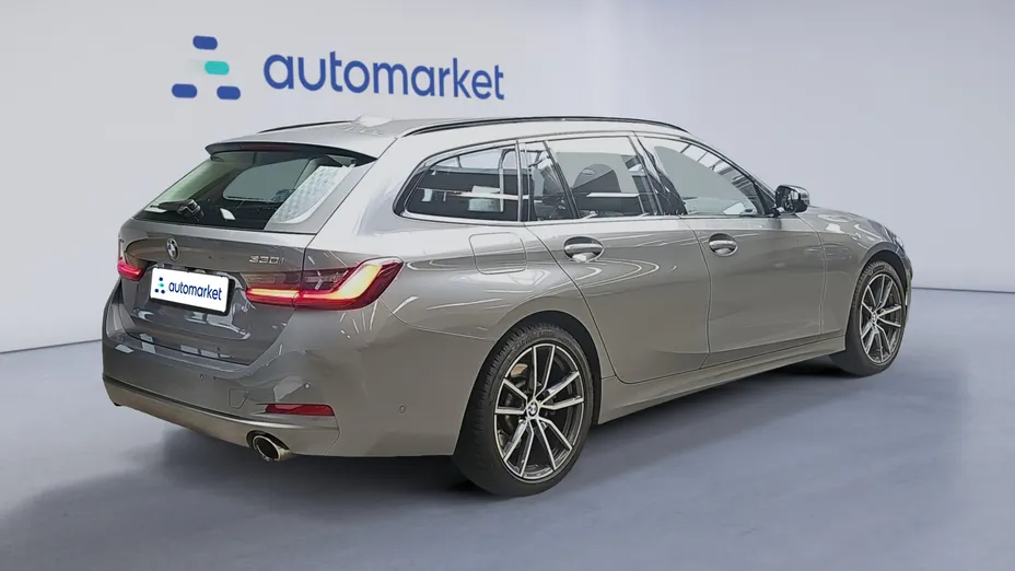 BMW Seria 3 330i xDrive aut