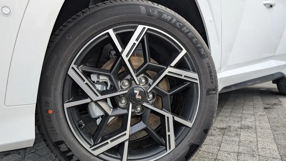 HYUNDAI Tucson Tucson 1.6 T-GDi HEV N-Line Plus 2WD aut Nowy