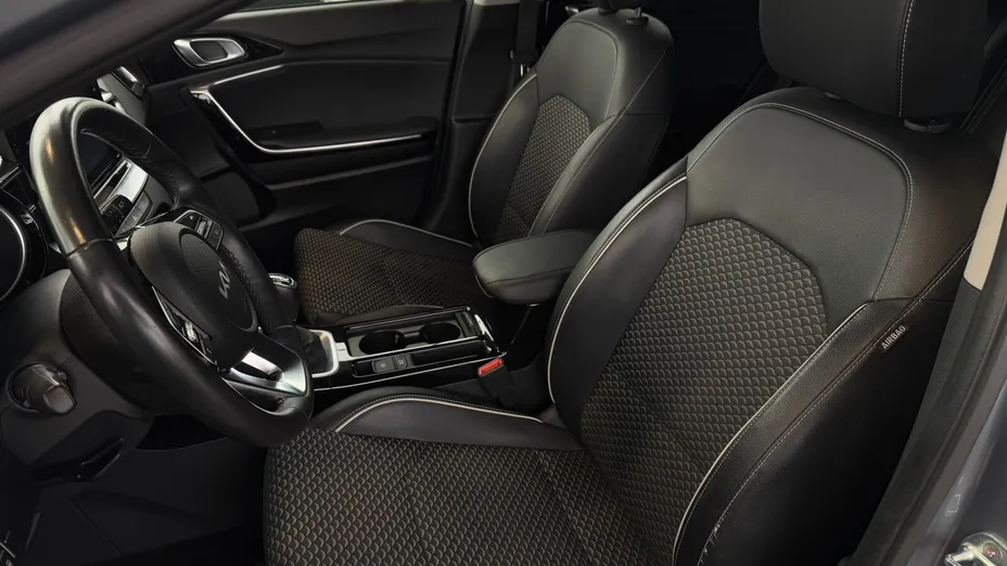 KIA Cee'd Ceed 1.5 T-GDI L